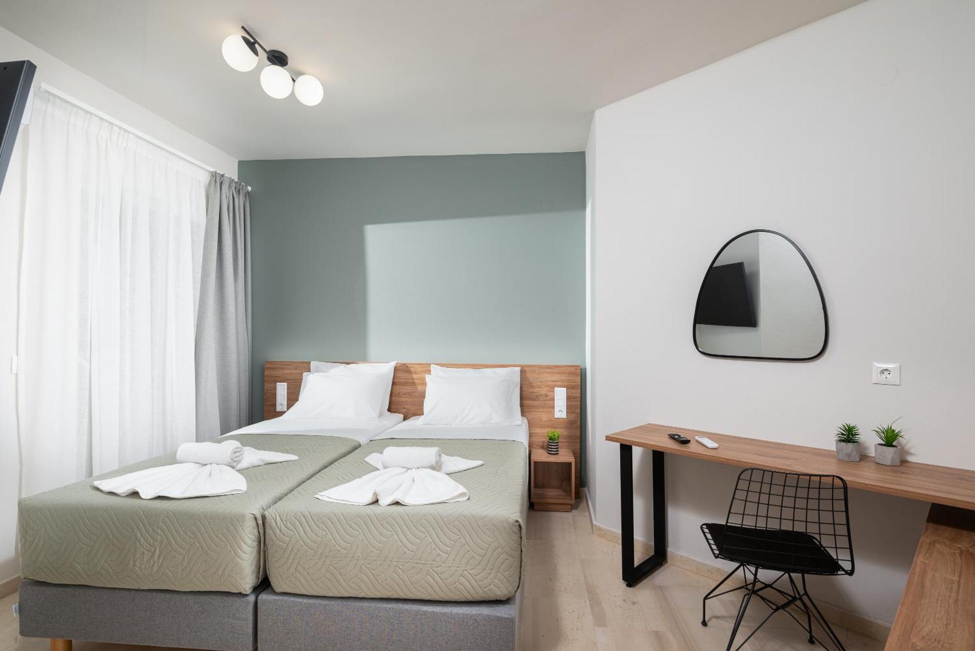 Makas Suites Hersonissos  Esterno foto