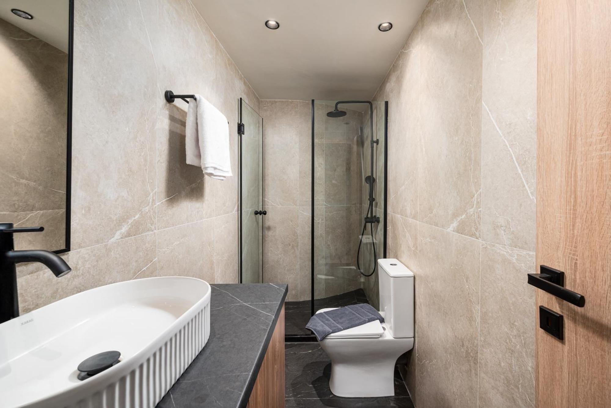 Makas Suites Hersonissos  Esterno foto